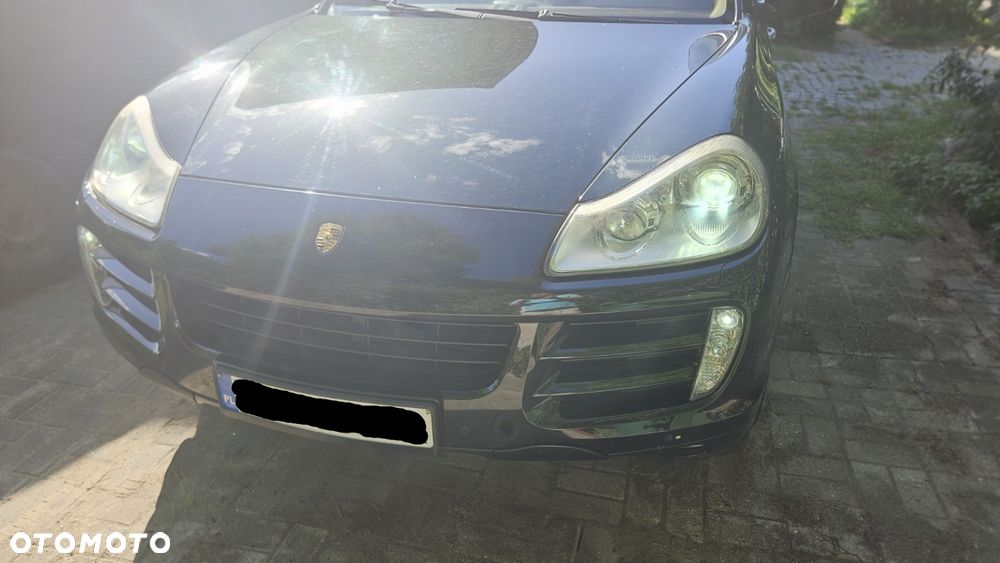 Porsche Cayenne - 5