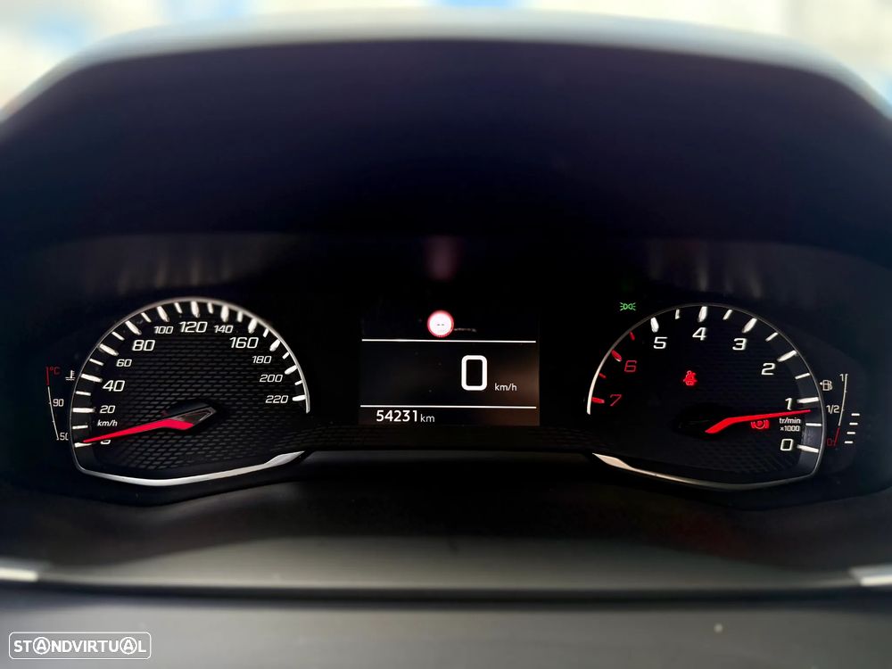 Peugeot 2008 1.2 PureTech Allure Pack - 21