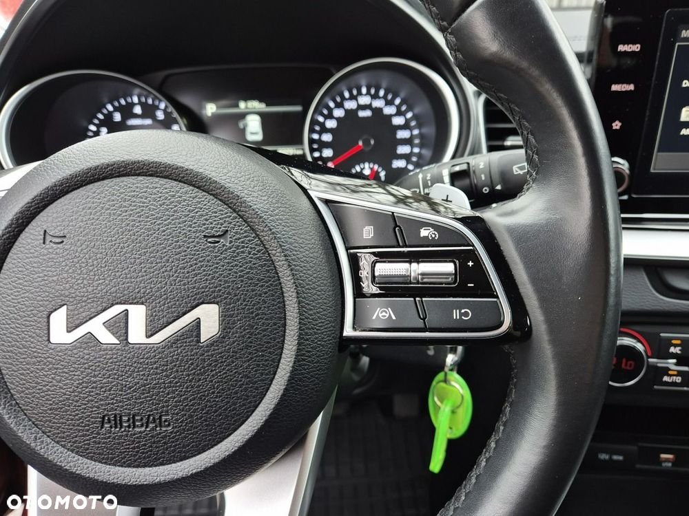 Kia XCeed 1.5 T-GDI M DCT - 24