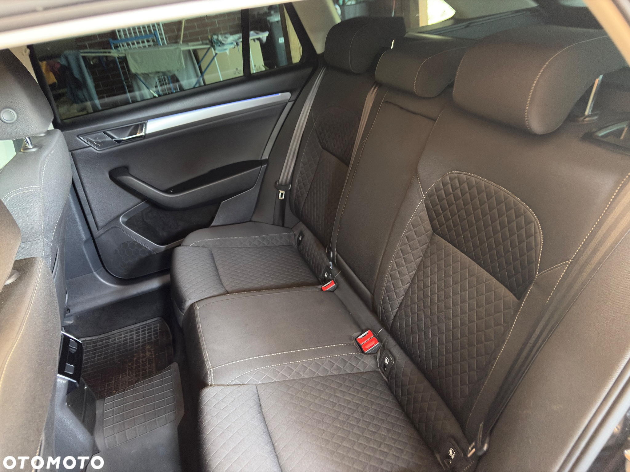 Skoda Superb 1.4 TSI ACT Sportline DSG - 27