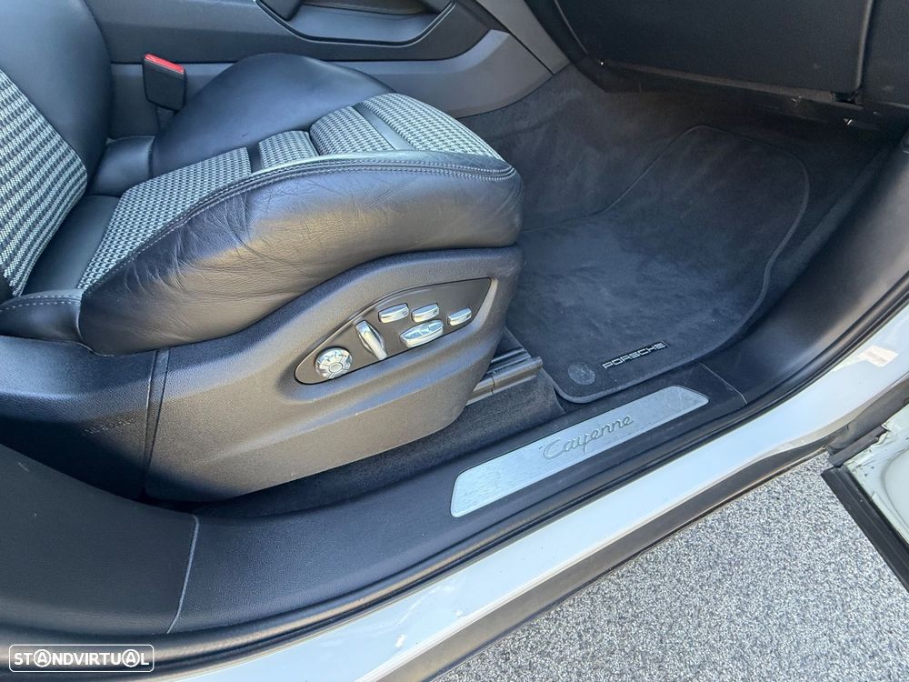 Porsche Cayenne Coupé - 31