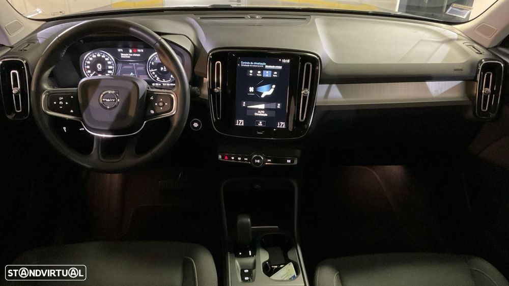 Volvo XC 40 1.5 T3 Momentum Plus Geartronic - 7