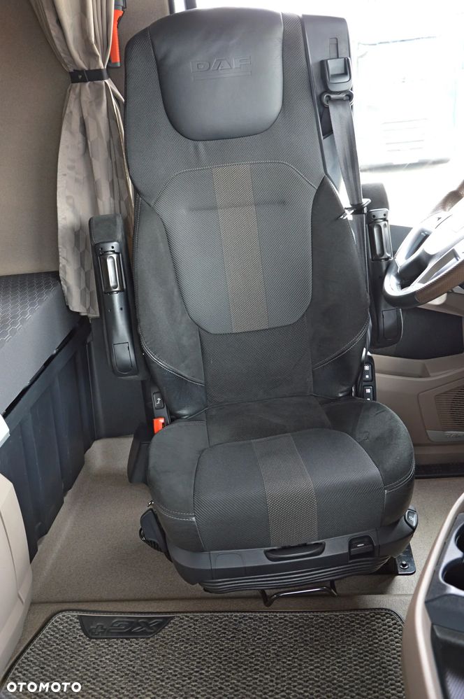 DAF XG+ 530 / ZF INTARDER / KLIMA POST. / FULL LED / SUBWOOFER / WENT. FOTEL! - 35