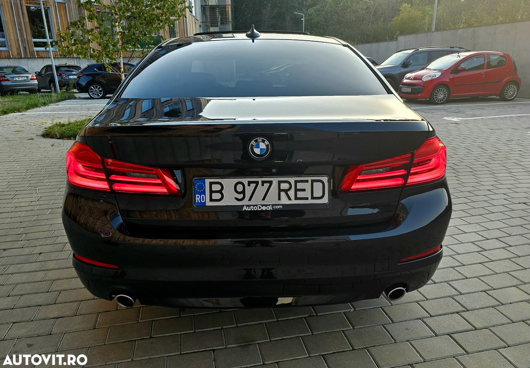 BMW Seria 5 530d xDrive AT - 14