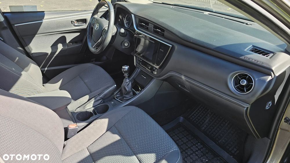 Toyota Corolla 1.6 Comfort - 7