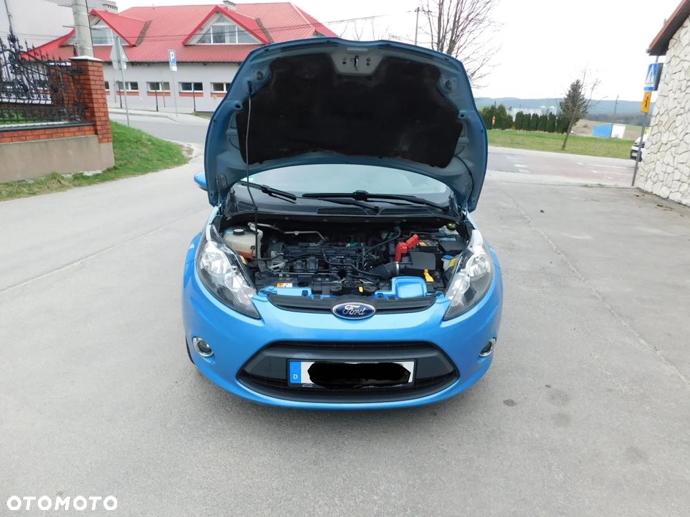 Ford Fiesta 1.25 Champions Edition - 27