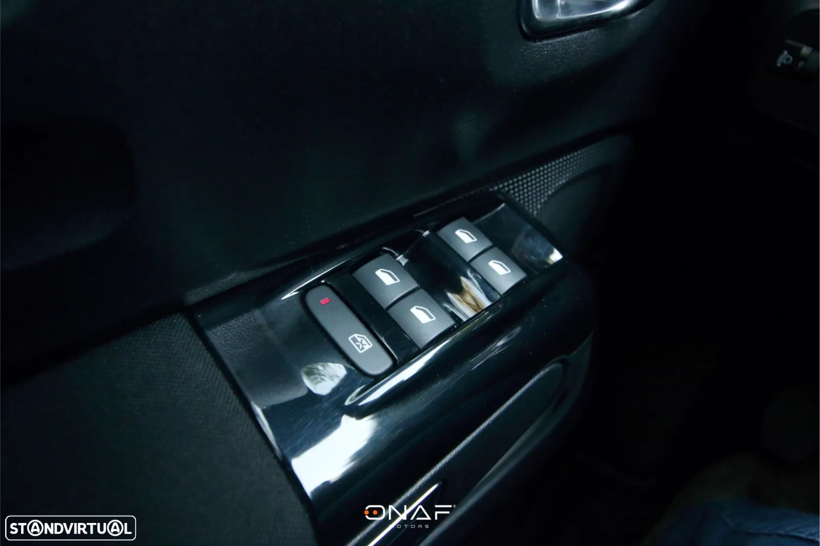 Citroën C3 1.2 PureTech Shine Pack - 21