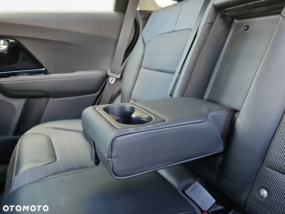 Kia Niro 1.6 GDI Hybrid L - 15