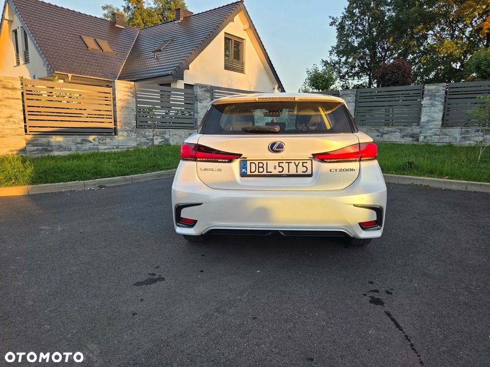Lexus Ct 2017 photo 5