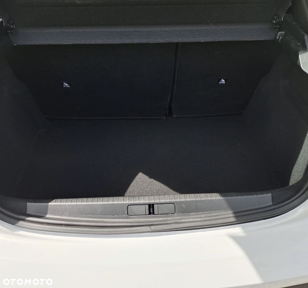 Peugeot 208 Elektromotor 136 Allure - 21