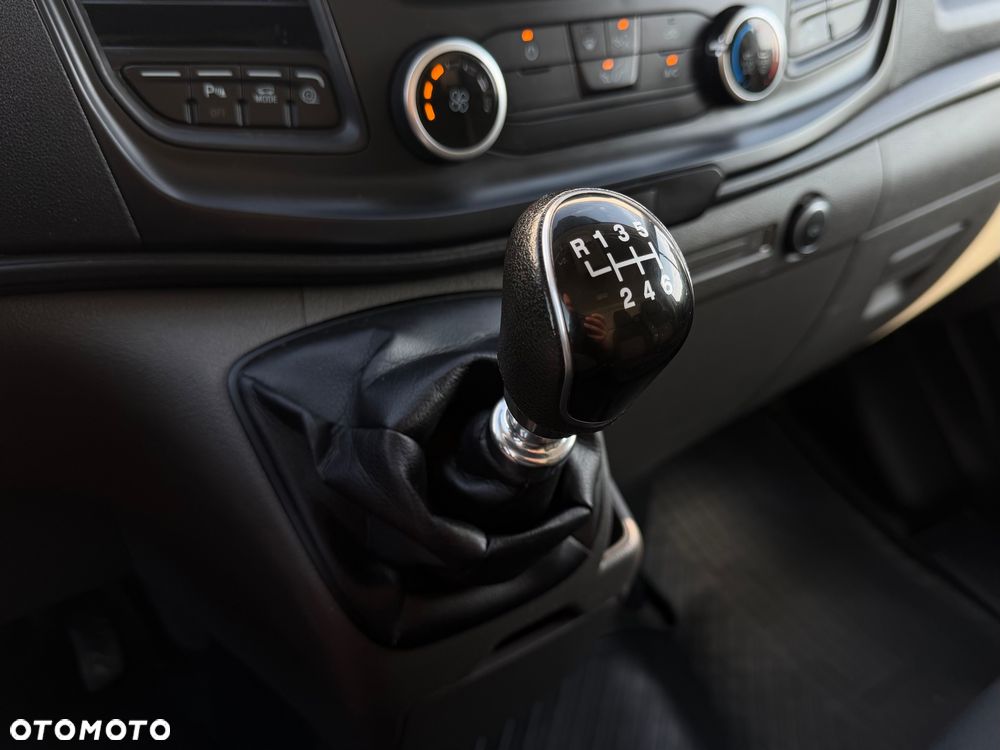 Ford Transit Custom - 14