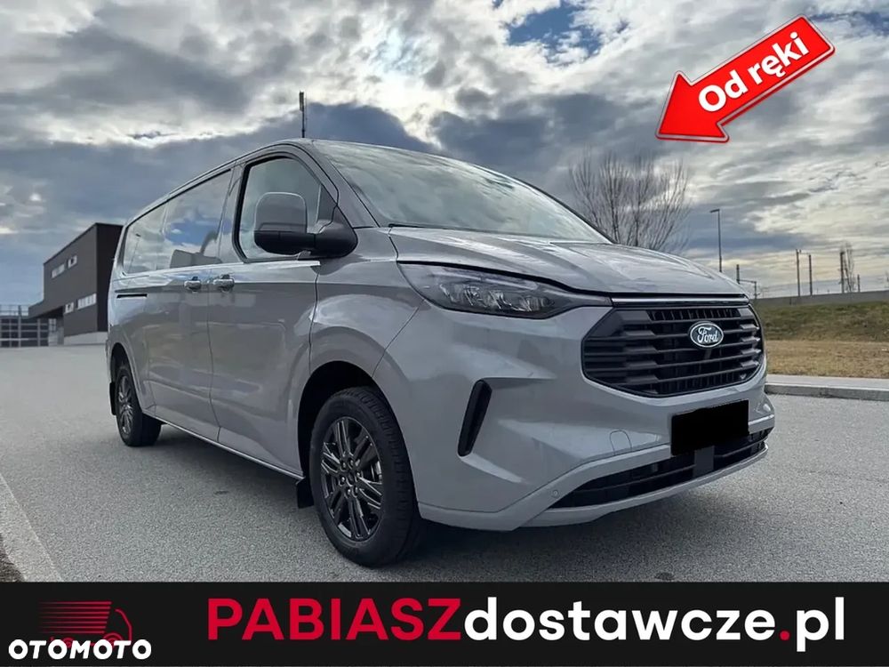 Ford Transit Custom Van - 2