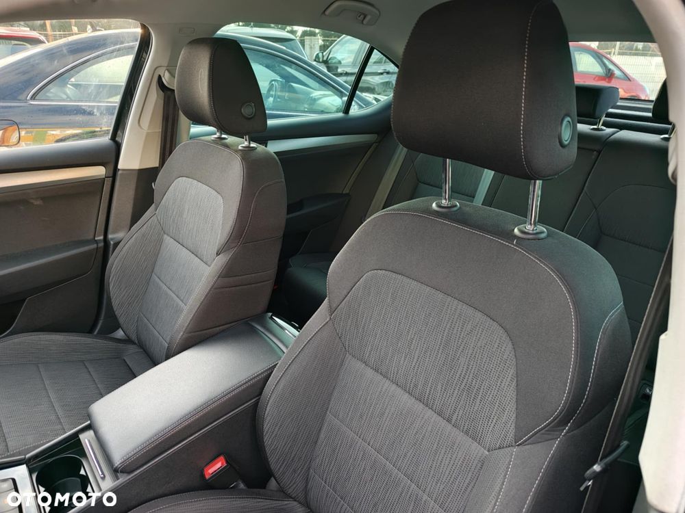 Skoda Superb 1.5 TSI ACT Active DSG - 13