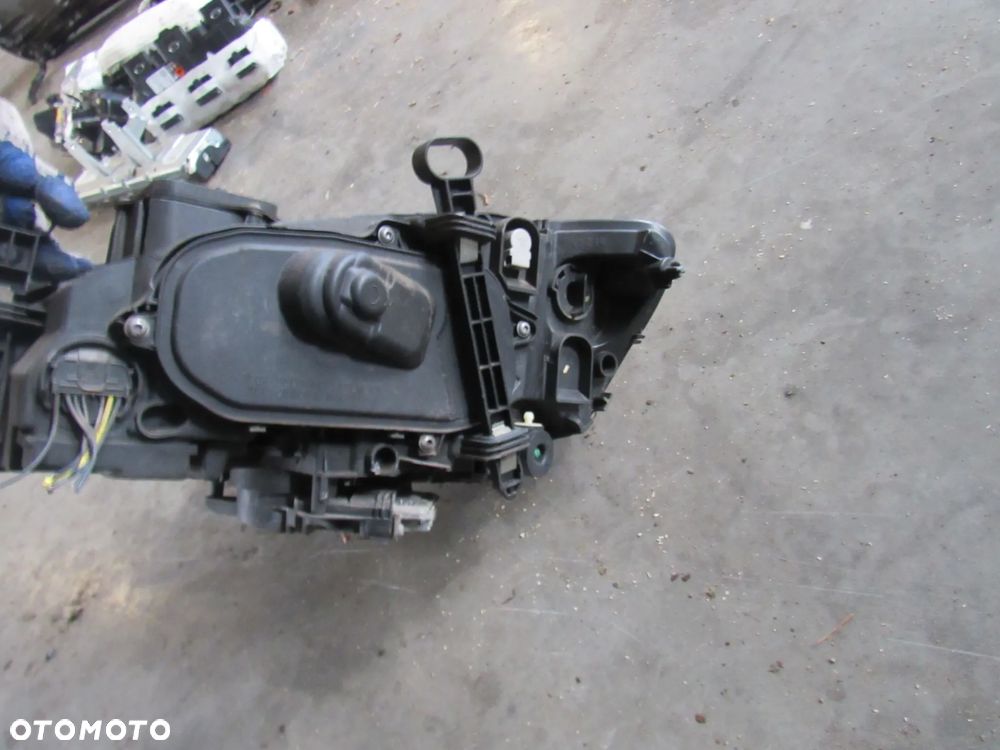 volvo v60 16r prawa lewa lampa przednia - 4