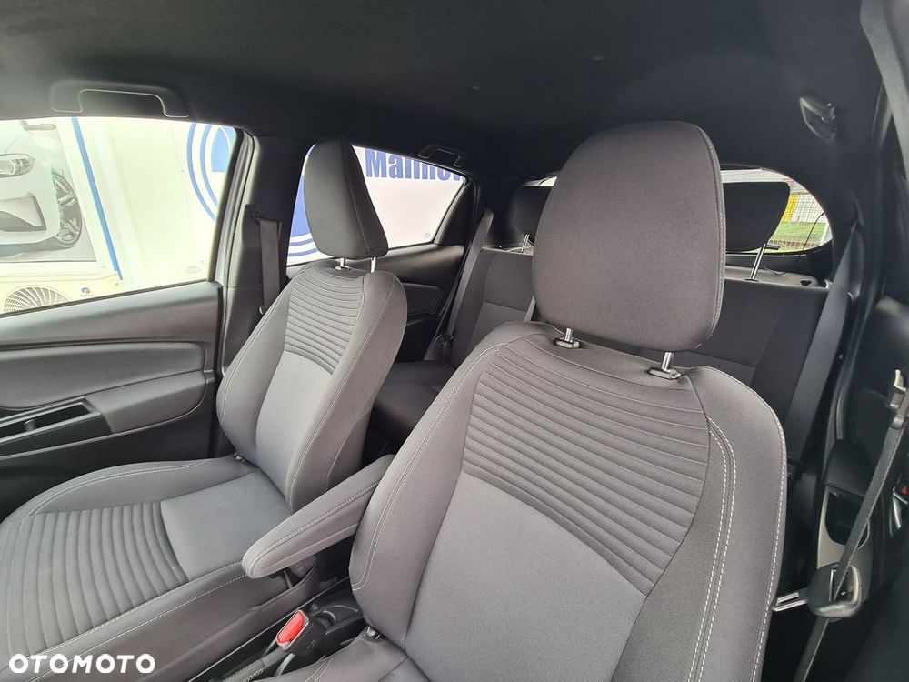 Toyota Yaris Hybrid 100 Premium - 26