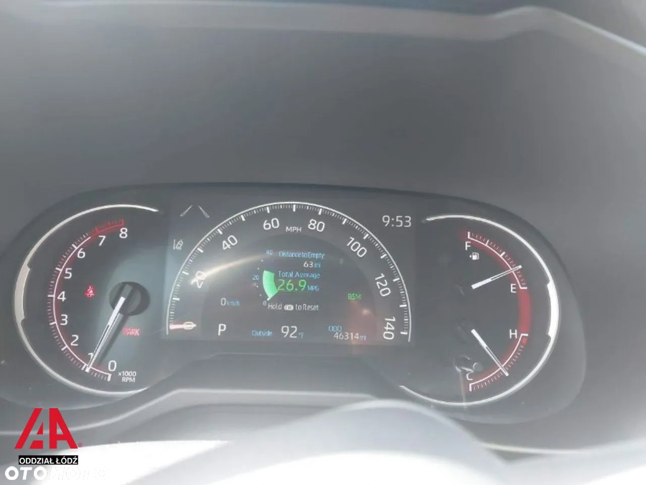 Toyota RAV4 - 8