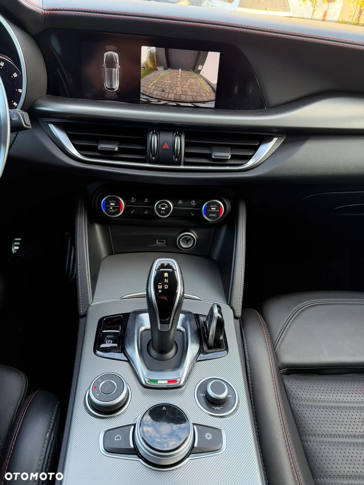 Alfa Romeo Stelvio 2.0 Turbo Tributo Italiano Q4 - 23