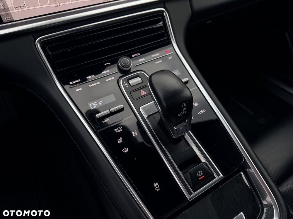 Porsche Panamera Turbo S E-Hybrid - 27