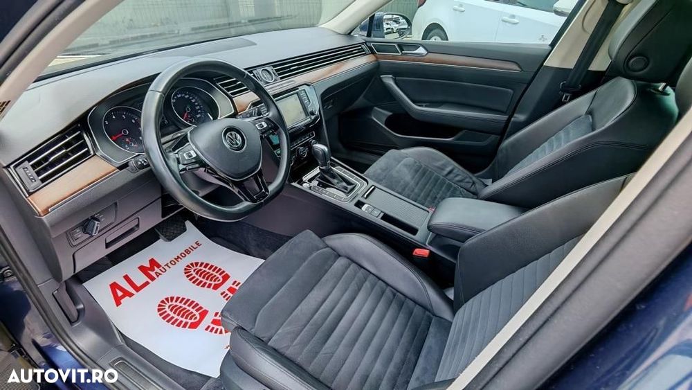 Volkswagen Passat - 4