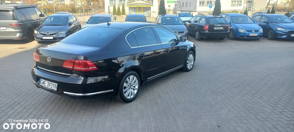 Volkswagen Passat 1.6 TDI BlueMotion Technology Highline - 19