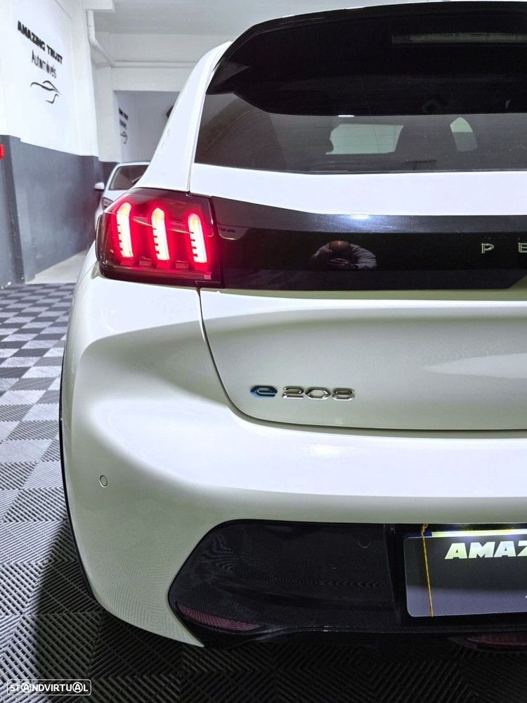 Peugeot e-208 50 kWh Allure Pack - 8