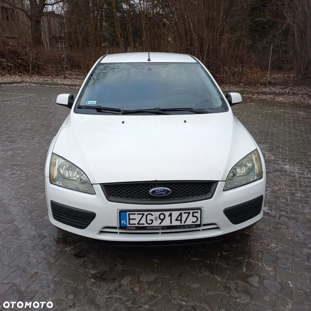 Ford Focus 1.8 TDCi Ambiente - 2