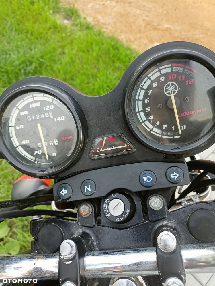 Yamaha YBR - 8