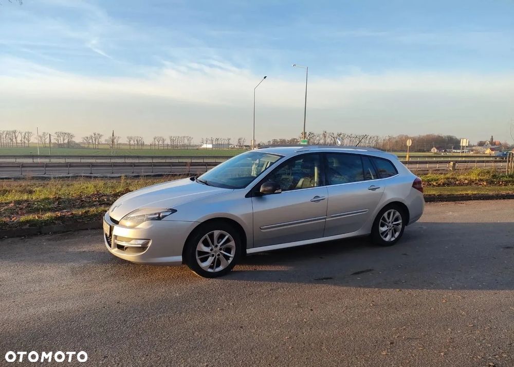 Renault Laguna Grandtour dCi 175 FAP GT - 2