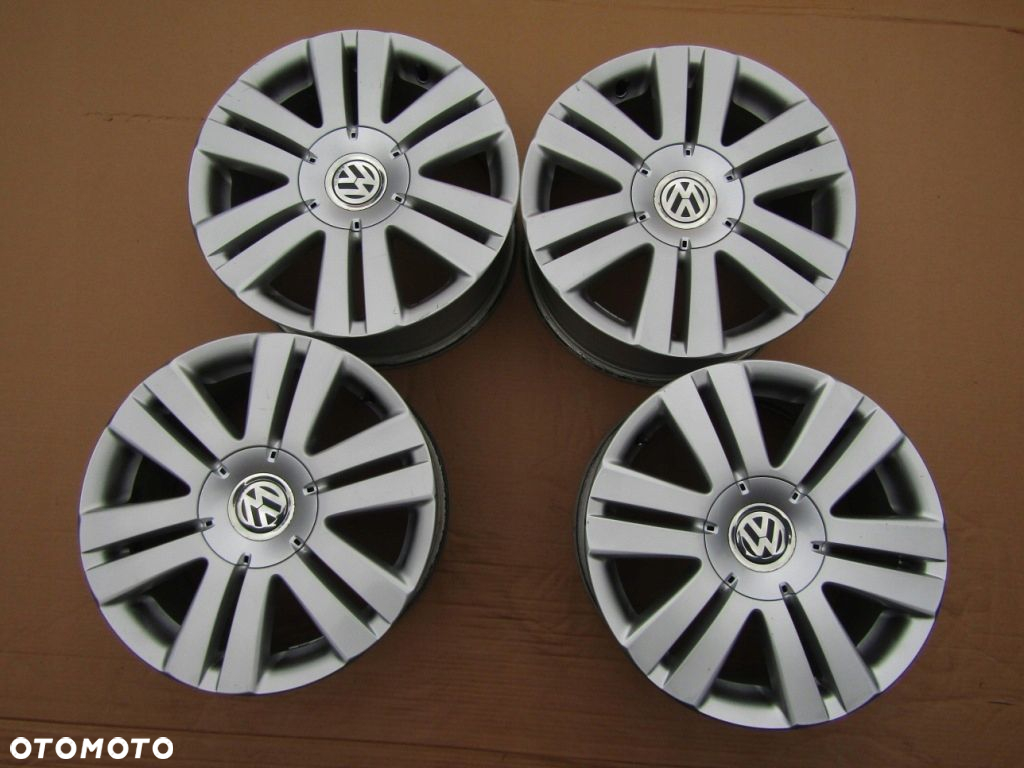 4x Felgi 16 VW T4 Touran Caddy Jetta Golf V VI VII VIII Passat B5 B6 B7 B8 - 9