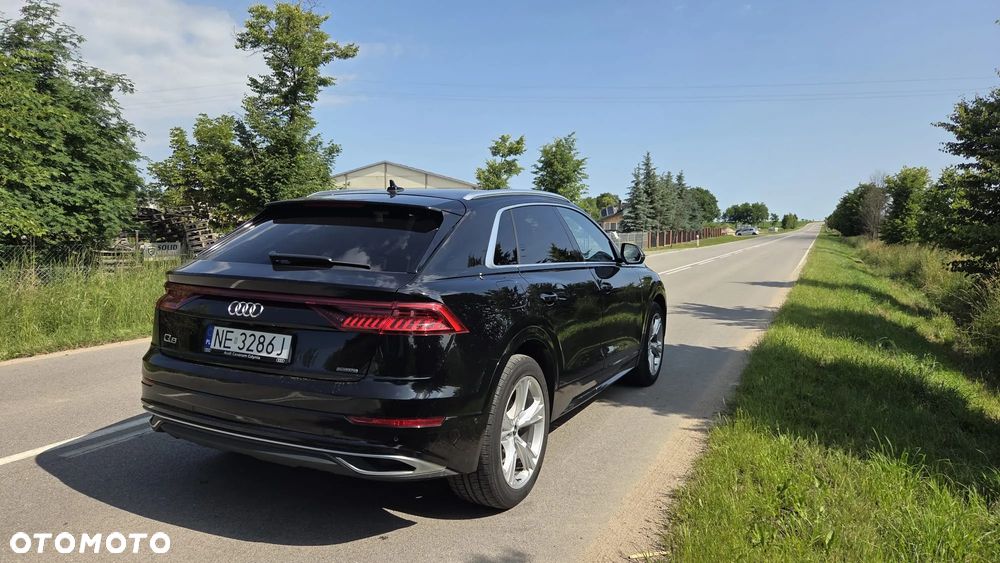 Audi Q8 - 6