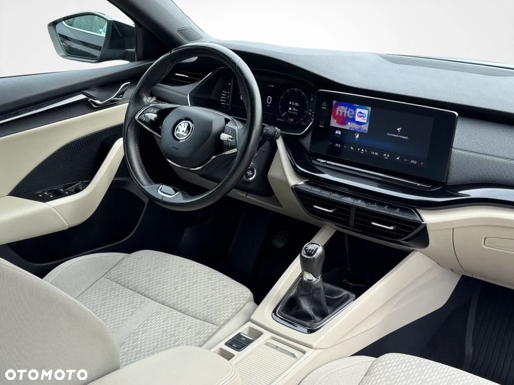 Skoda Octavia 1.5 TSI ACT Style - 23