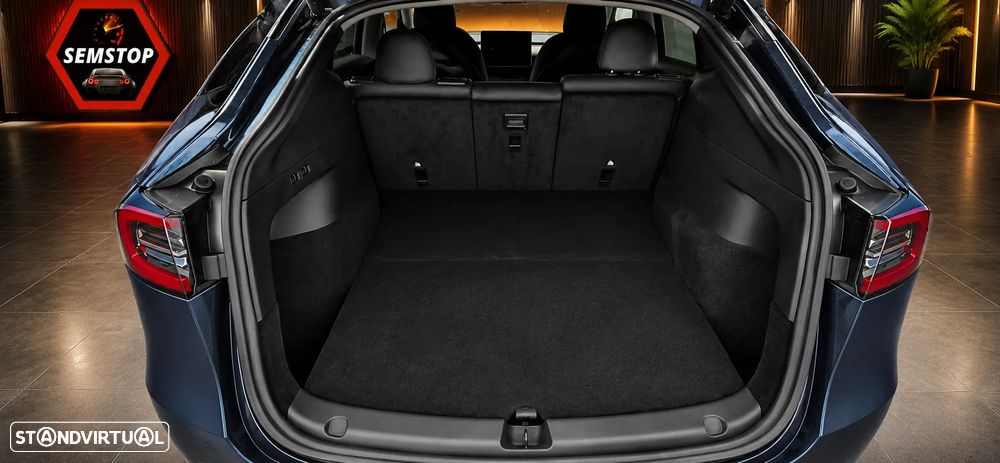 Tesla Model Y Long Range Dual Motor AWD - 9