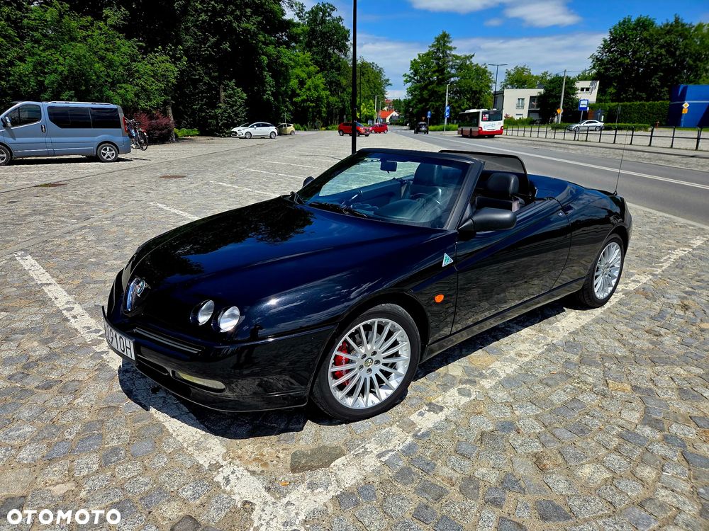 Alfa Romeo Spider - 2