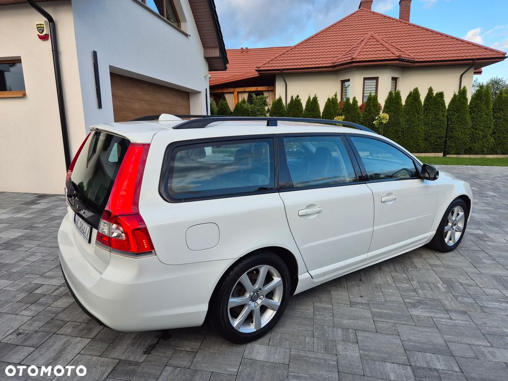 Volvo V70 T4 Drive-E Dynamic Momentum - 4