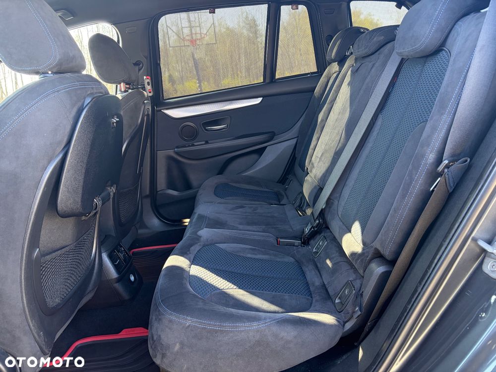BMW Seria 2 220i GT M Sport sport - 17