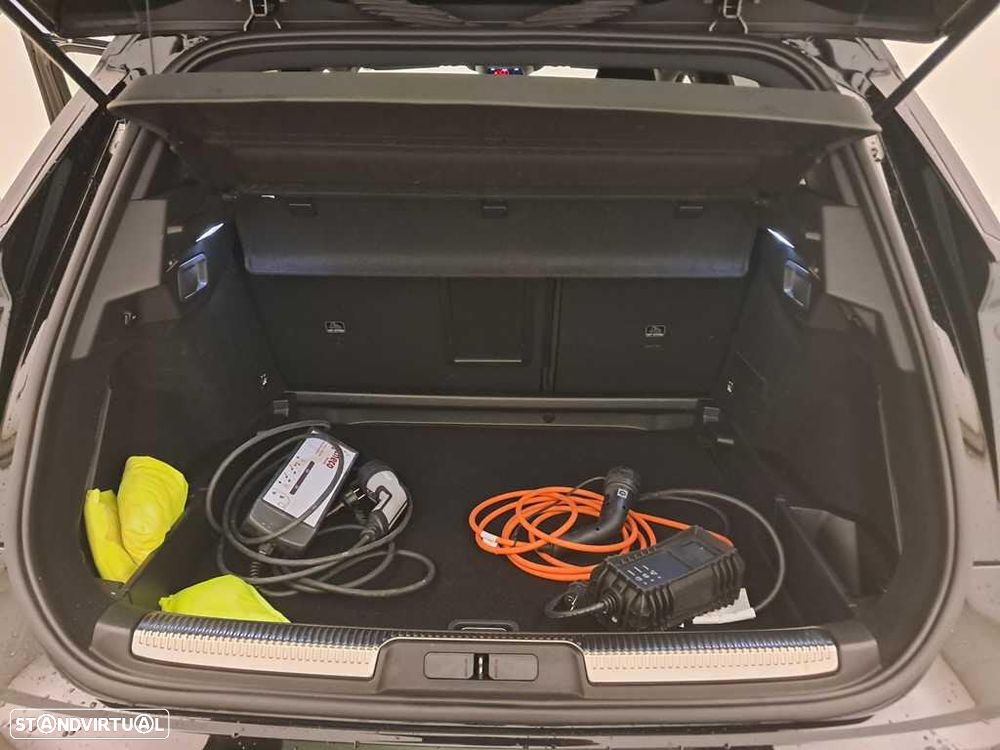 DS DS7 Crossback E-Tense Performance Line EAT8 - 9