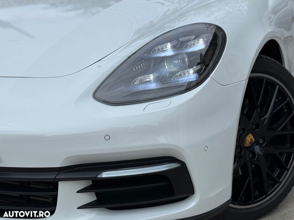 Porsche Panamera 4 Executive - 16