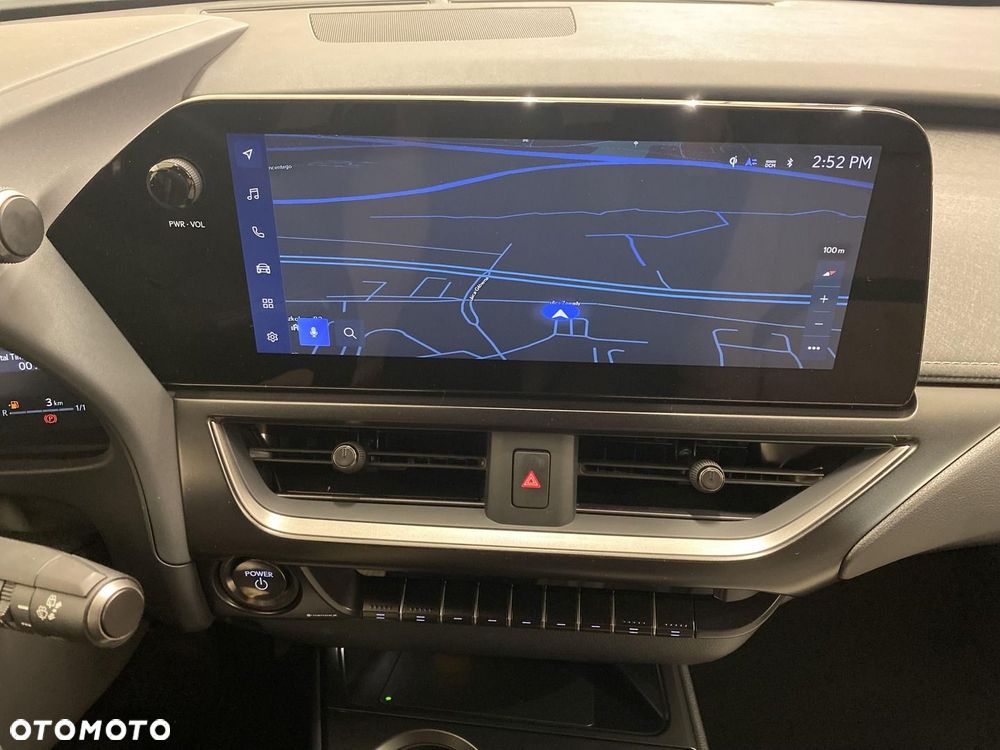 Lexus UX 300h F Sport Design - 16