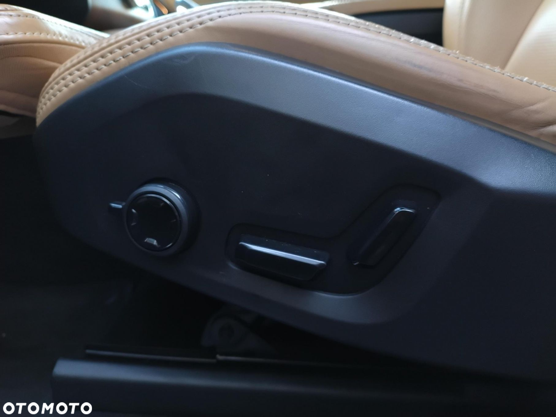 Volvo XC 90 - 10