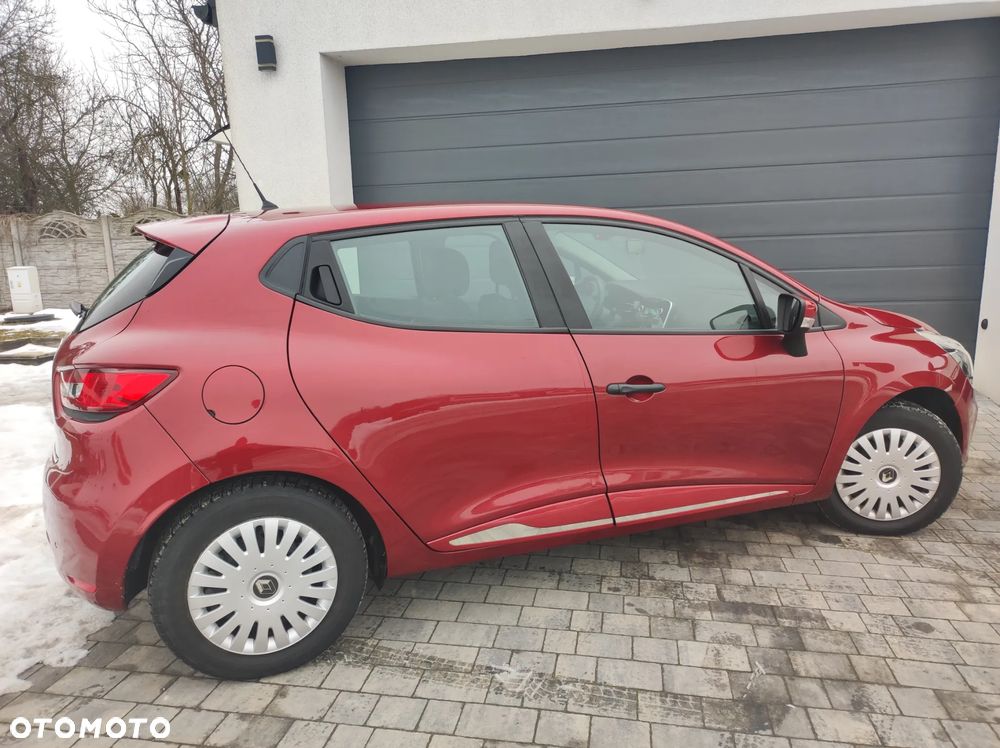 Renault Clio - 31