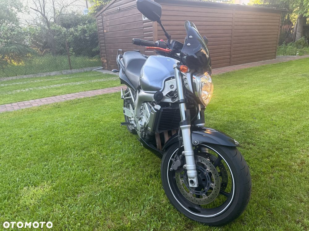 Yamaha FZ6 - 2