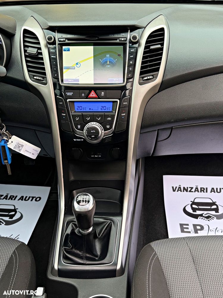 Hyundai i30 1.6 CRDI Style - 8