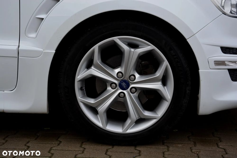 Ford S-Max 2.0 TDCi DPF Titanium X - 17