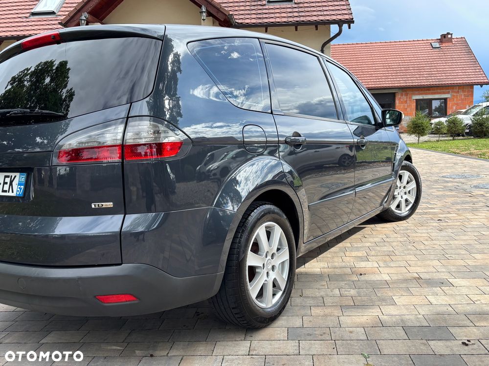 Ford S-Max 2.0 TDCi DPF Titanium - 12