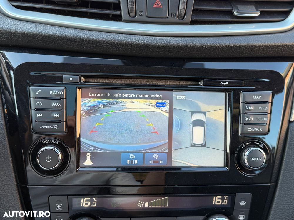 Nissan Qashqai 1.6 DCI Xtronic TEKNA+ - 36