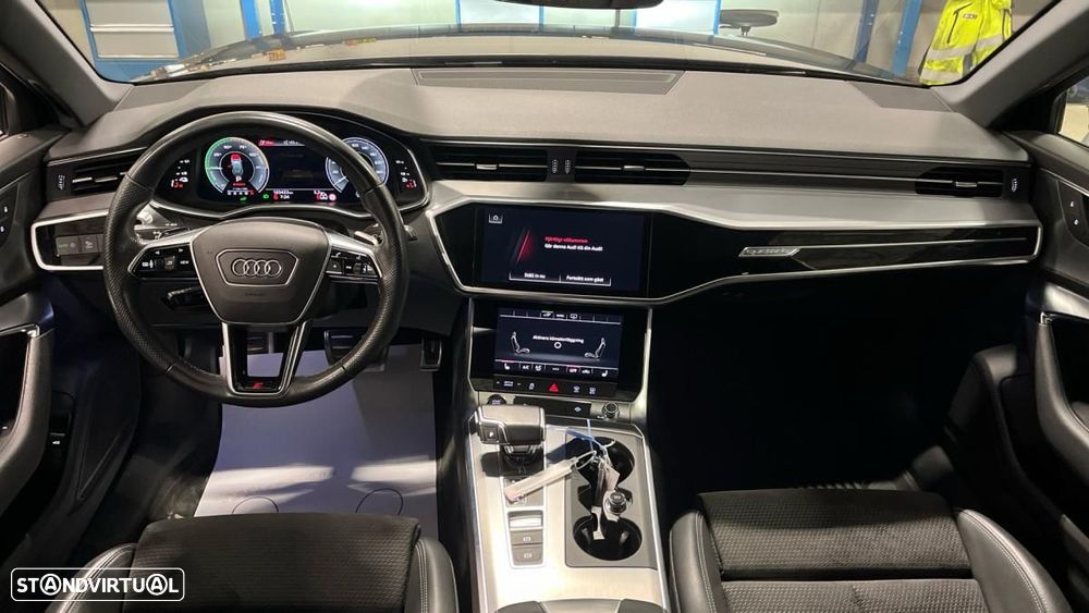 Audi A6 Avant 55 TFSI e quattro S tronic S line - 3