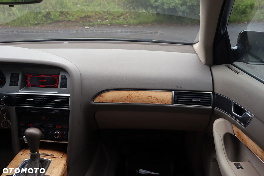 Audi A6 Avant - 28