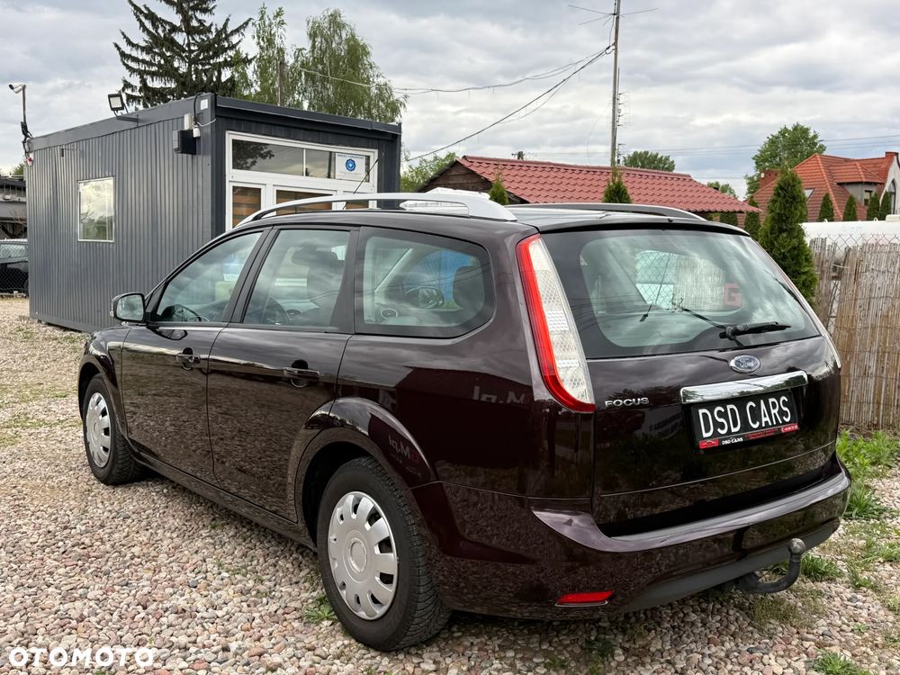 Ford Focus 1.8 Style+ - 5