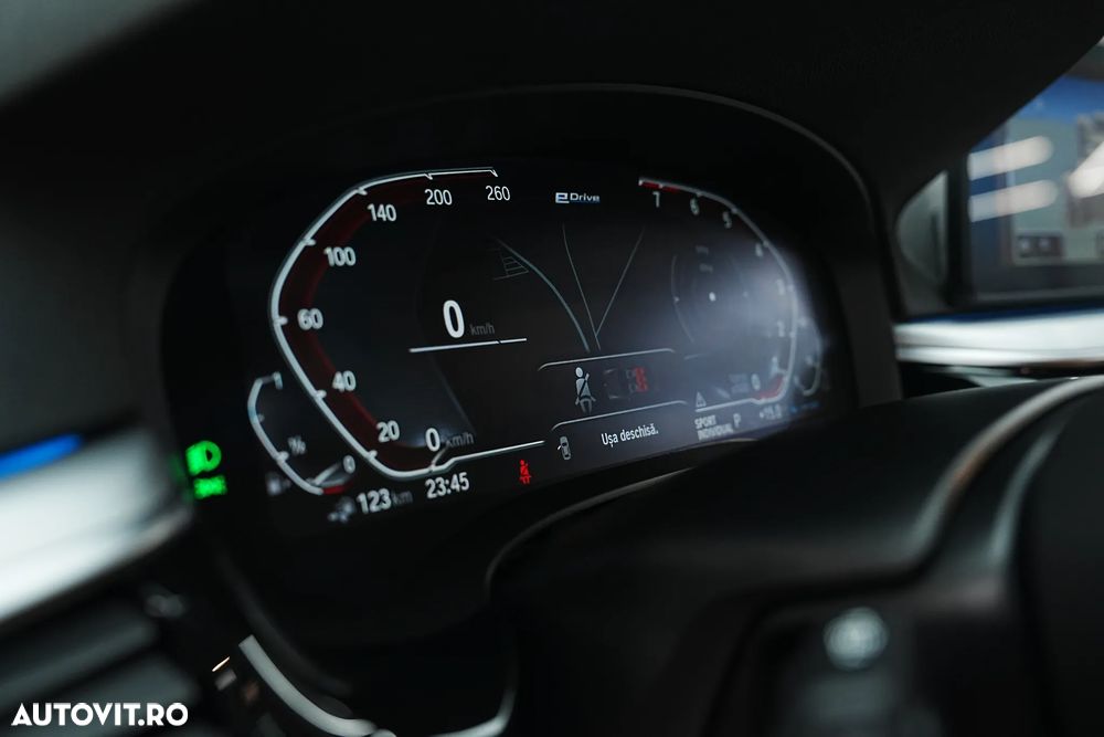 BMW Seria 5 520e Aut. - 22