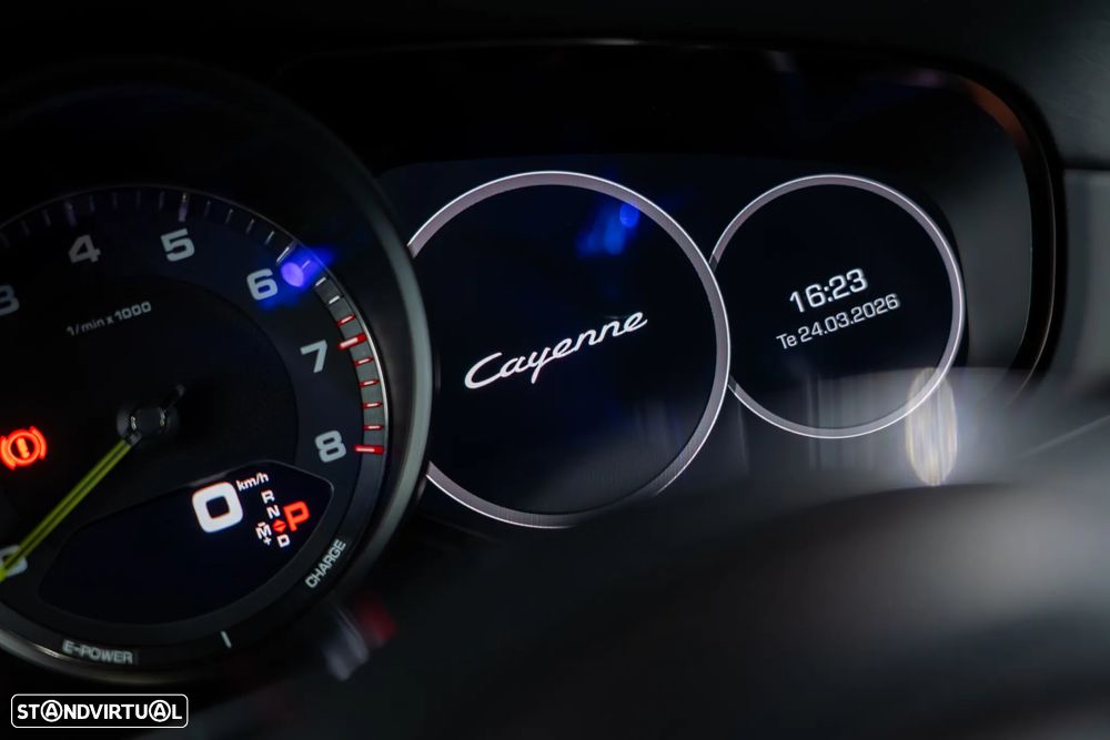 Porsche Cayenne - 18